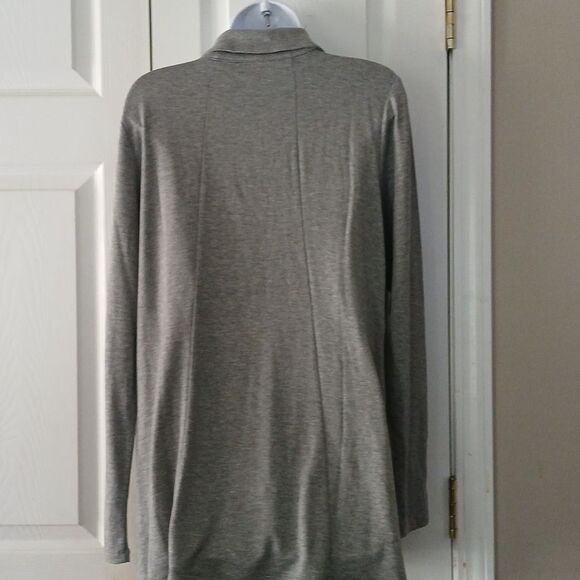 Susan Graver Weekend gray long sleeve pullover partial zipper Sz M NWOT - Picture 5 of 8